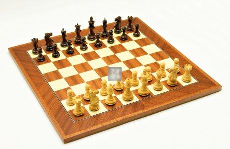 Chess Set: Lunar
