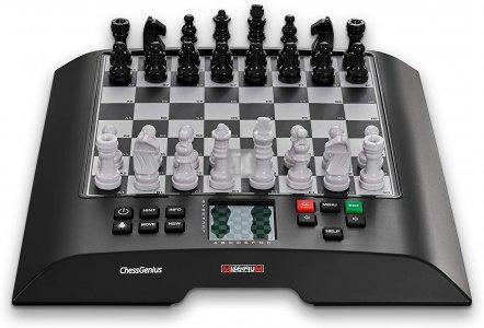ChessGenius - Scacchiera elettronica
