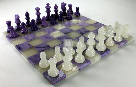 Alabaster chess set white/purple