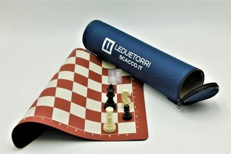 Completo piccolo scacchi + scacchiera con borsa