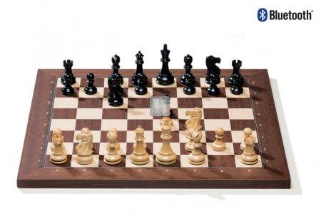 DGT Bluetooth - Electronic Chessboard con scacchi Classic