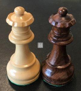 Doppia Regina aggiuntiva in legno, Bianco/Marrone e Bianco/Nera
