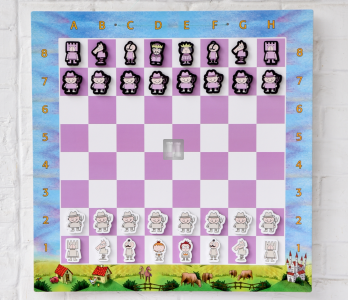 Fritz&Chesster Wall Chess Set