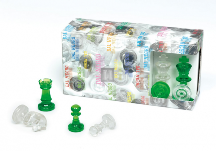 King mm 75. Transparent coloured chess + checkers