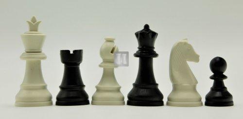 Re mm 71 Scacchi piccoli in plastica "Staunton" - set completo bianchi e neri