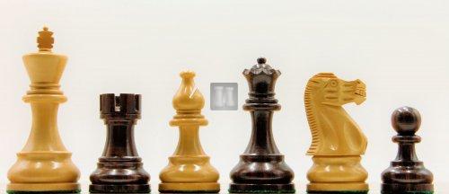 Wood chess set "Classic" - king mm 77
