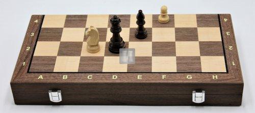Wooden chess board, magnetic, foldable, with letters and numbers.