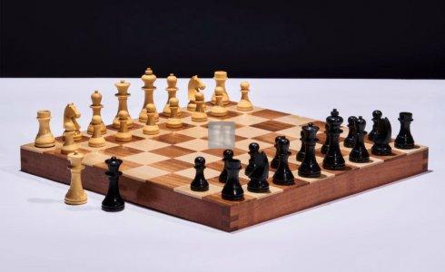 World Chess Travel Chess Set
