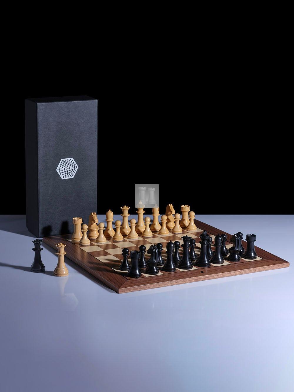 Official FIDE chess set