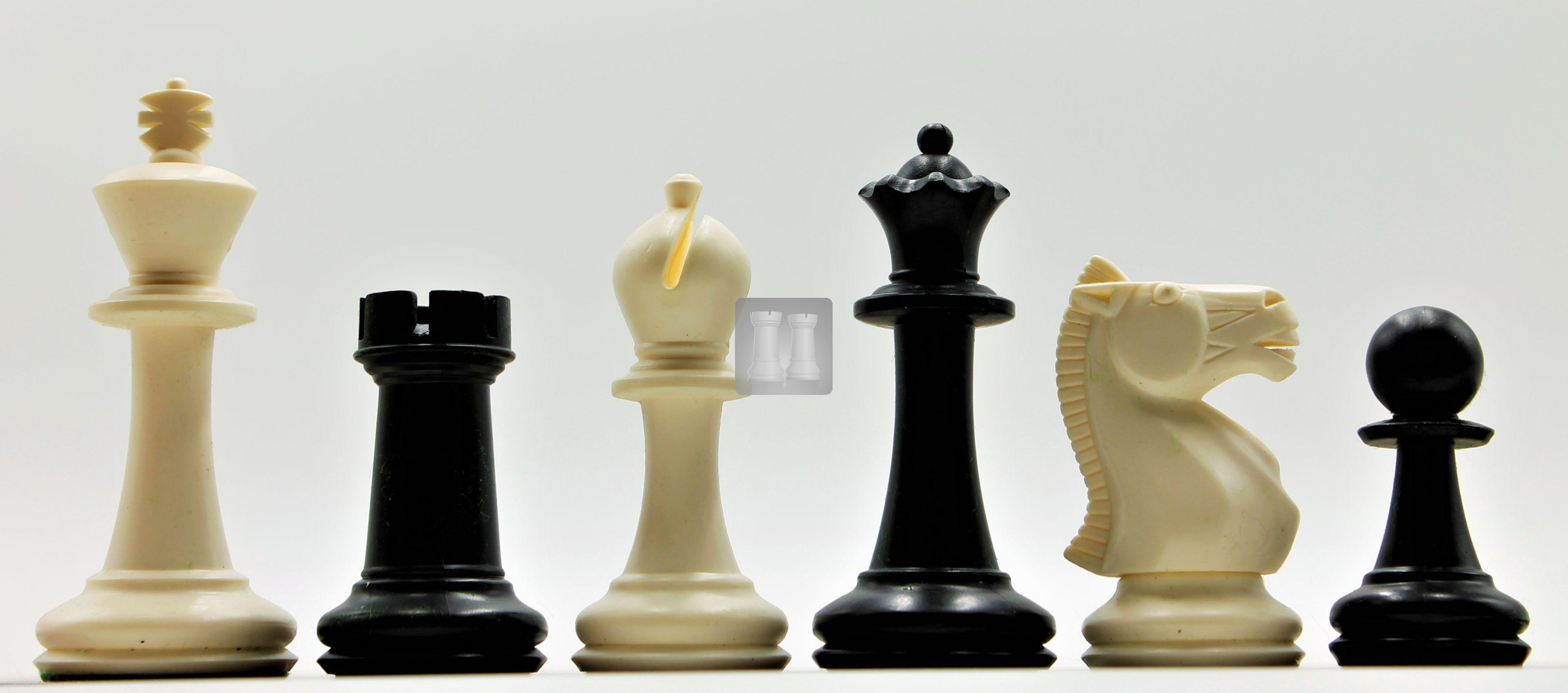 Set Di Pezzi Degli Scacchi Staunton Tripli - 34 Pezzi Nero E Oro Cachi, 4 Regine