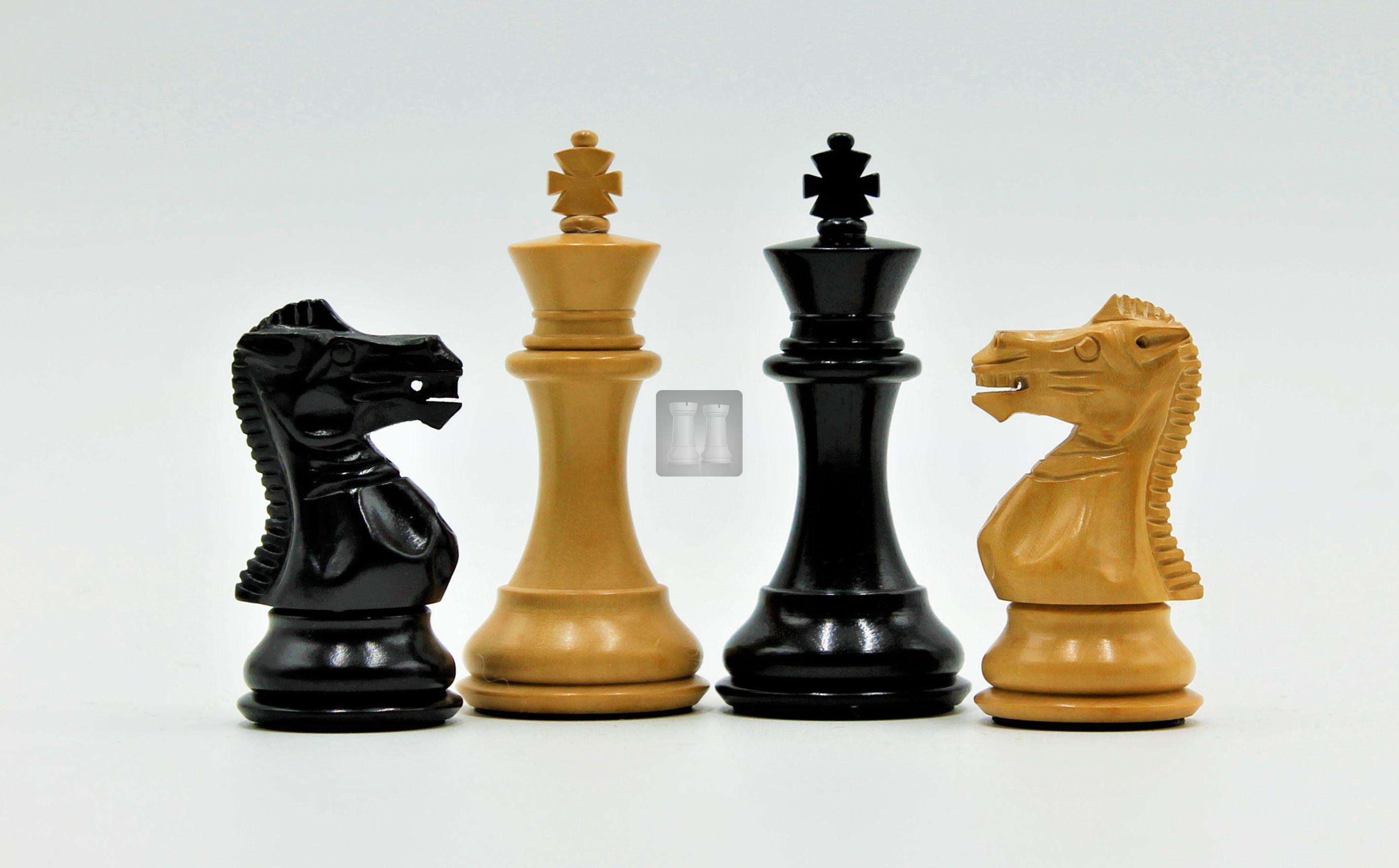 Set di scacchi originale delle Olimpiadi di Varna del 1962, KH 9 cm, set di scacchi da torneo in bachelite degli anni '60 dall'Europa orientale - Italia Set di scacchi originale delle Olimpiadi di Varna del 1962, KH 9 cm, set di scacchi da torneo in bachelite degli anni '60 dall'Europa orientale - Italia