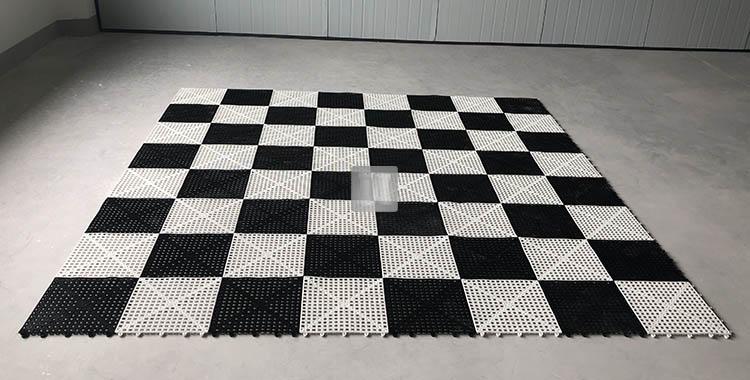 Gioco Di Scacchiera Gigante in Un Parco Fotografia Stock - Immagine di